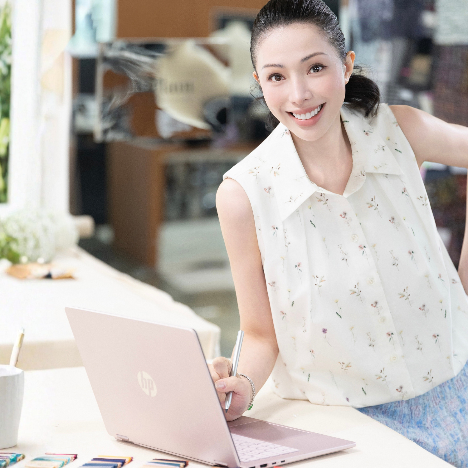 “知性時刻”義大利純棉花語襯衫背心—Floral Path暖風花徑