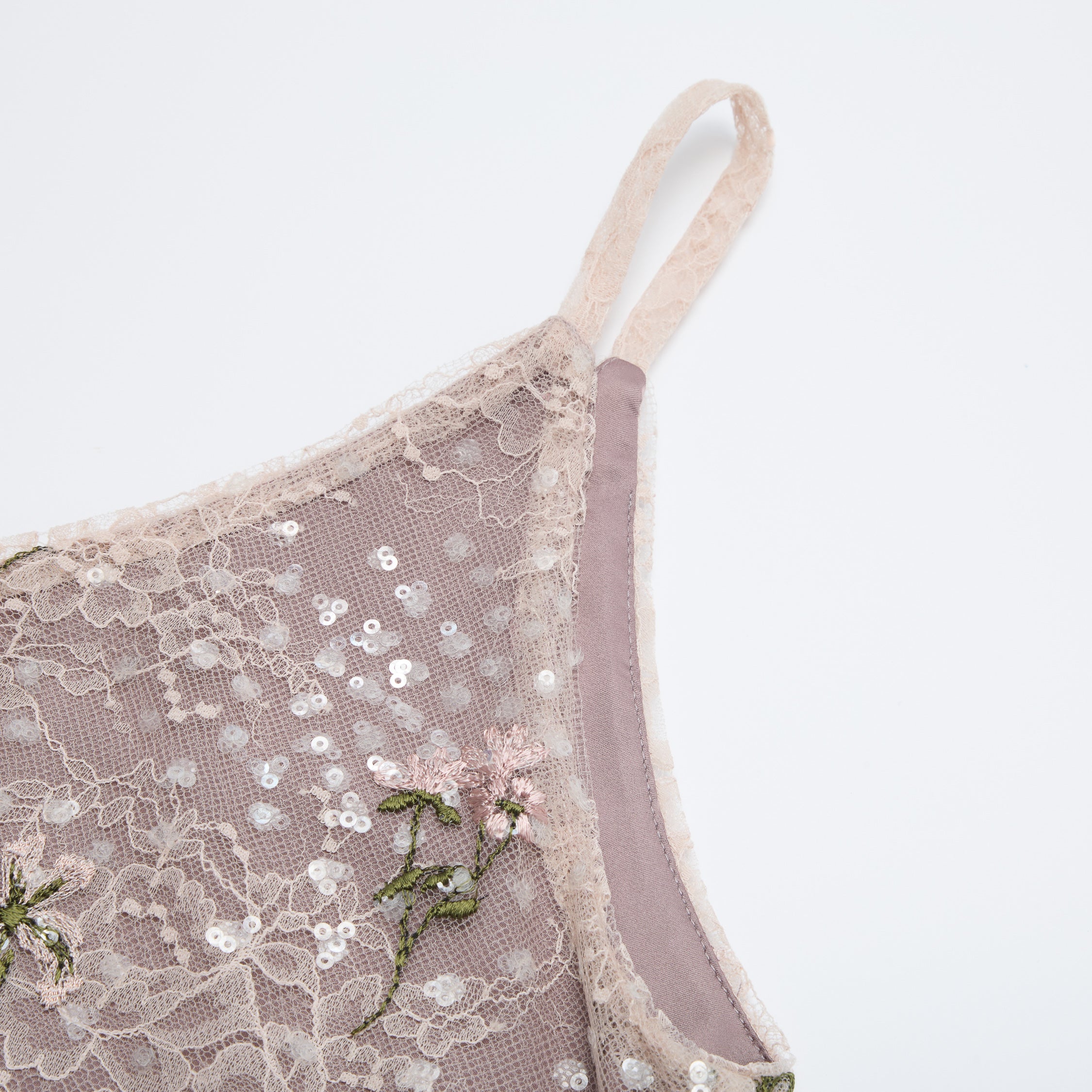 “Quiet Mastery”法國細繡織邊蕾絲細肩背心—Floré Veil 花序微隱