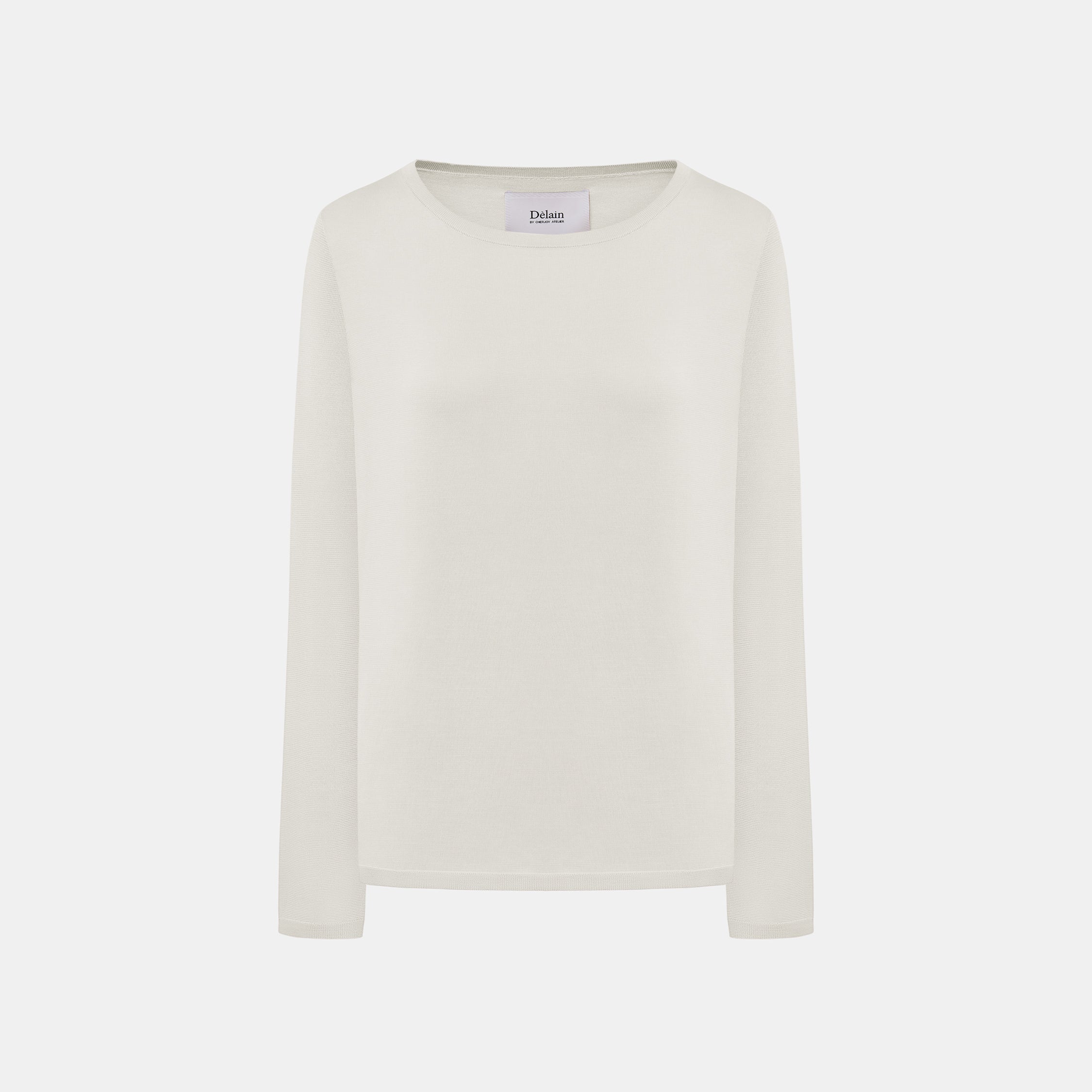 “Spring Diary”100% 桑蠶絲柔語針織上衣—Morning Veil 晨霧微白