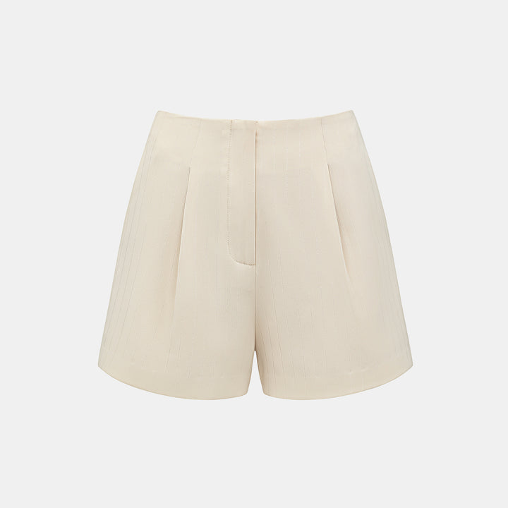 "Speak Sleek." 銀織工藝直條西裝短褲—Drifted Light自由掠影