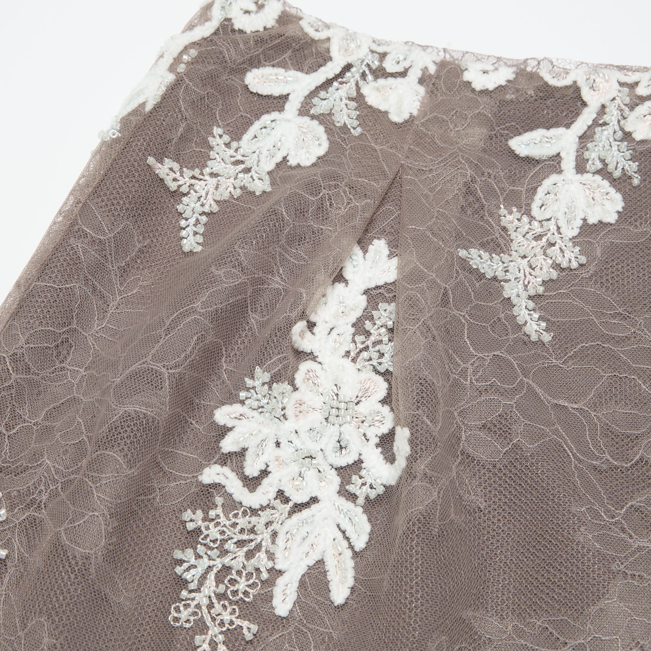 "Imperial Garden Teatime"珠繡香緹蕾絲短褲—Mist Bloom 霧綻花影