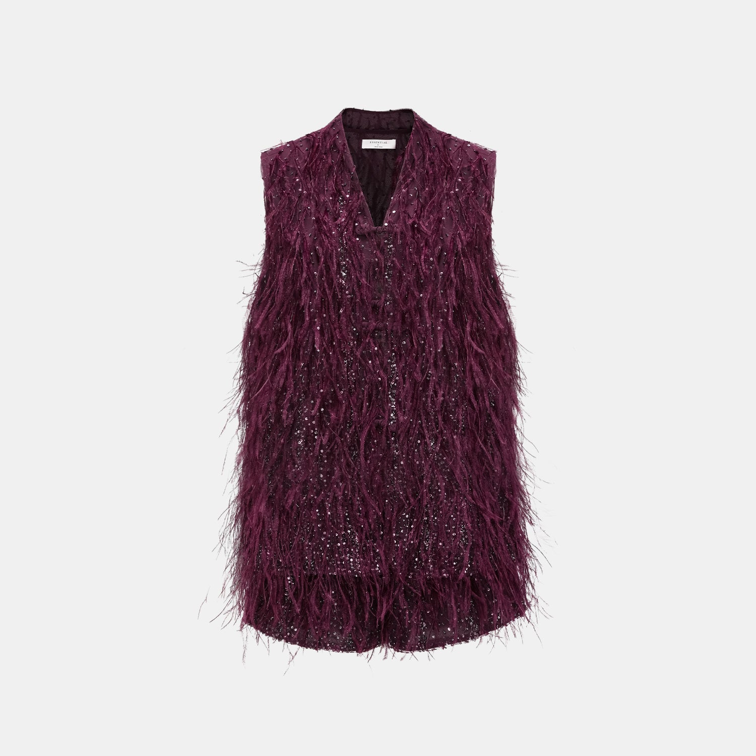 “Welcome to my party.” 珠繡羽毛工藝短褲—Wine.