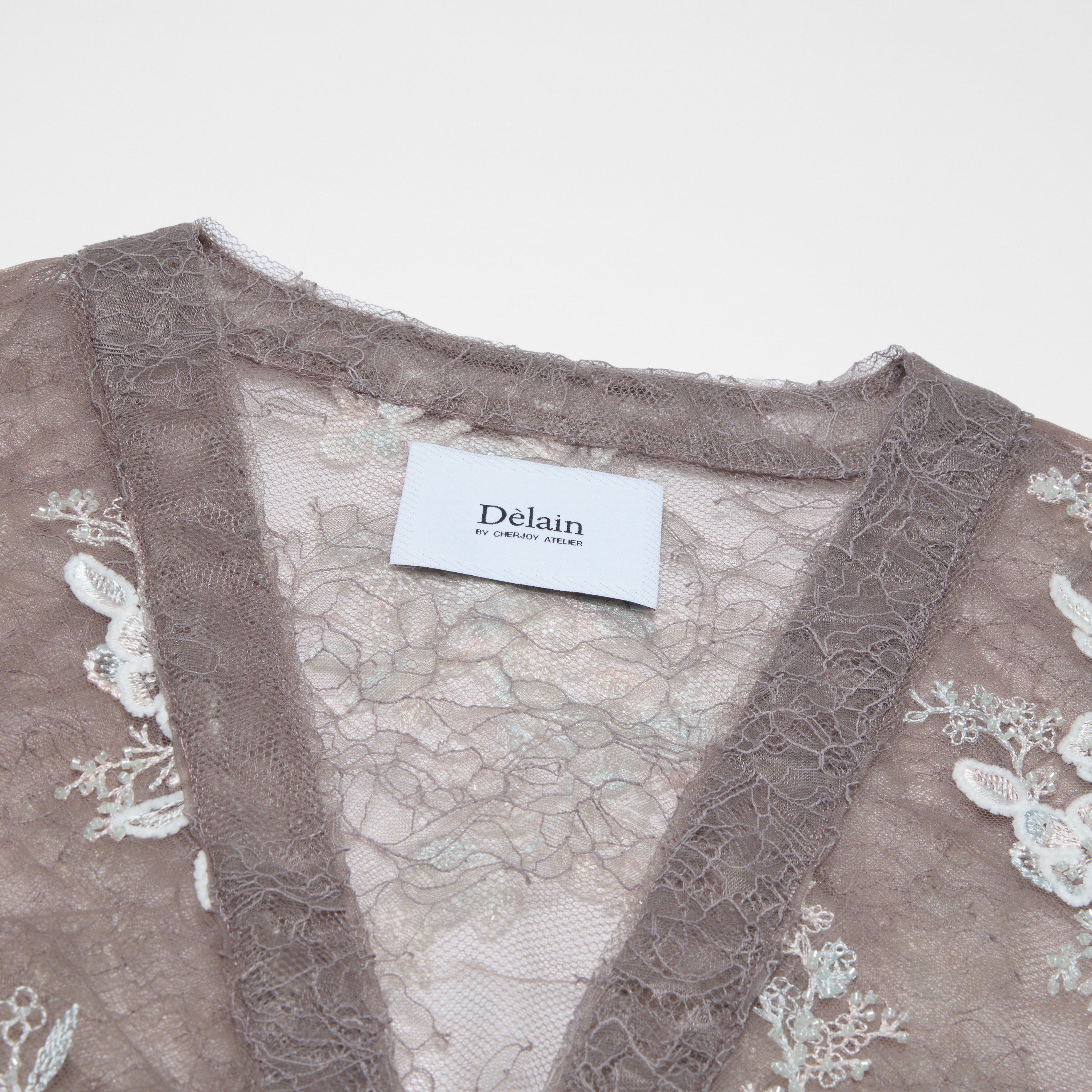 "Imperial Garden Teatime"珠繡香緹蕾絲開衫—Mist Bloom 霧綻花影