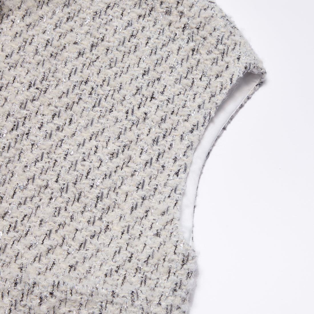 “Sloane Ave."法國高級訂製蓬圈銀織花呢Oversized背心—Silver Mist輕雪銀花