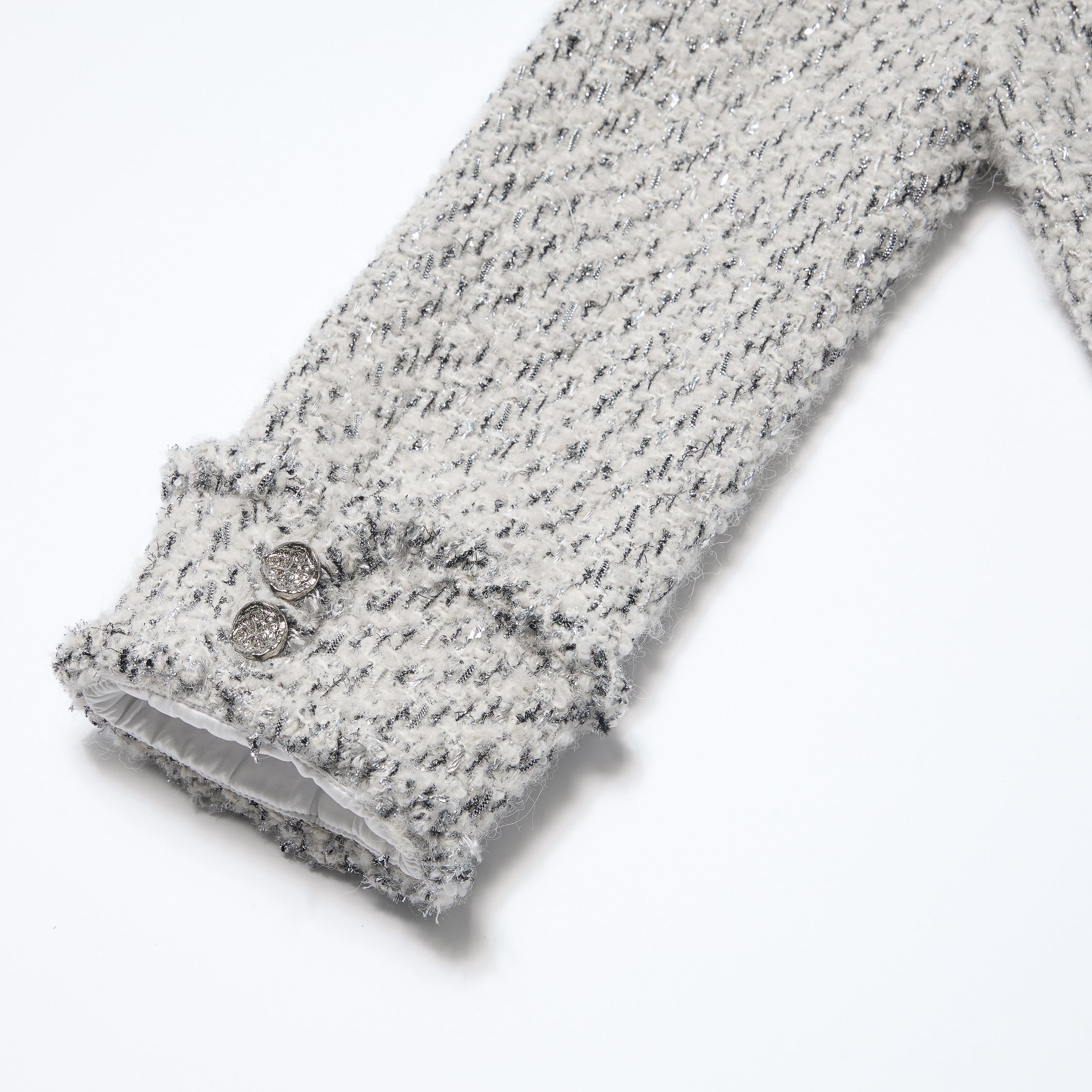 “Sloane Ave."法國高級訂製蓬圈銀織經典No.5花呢外套—Silver Mist輕雪銀花