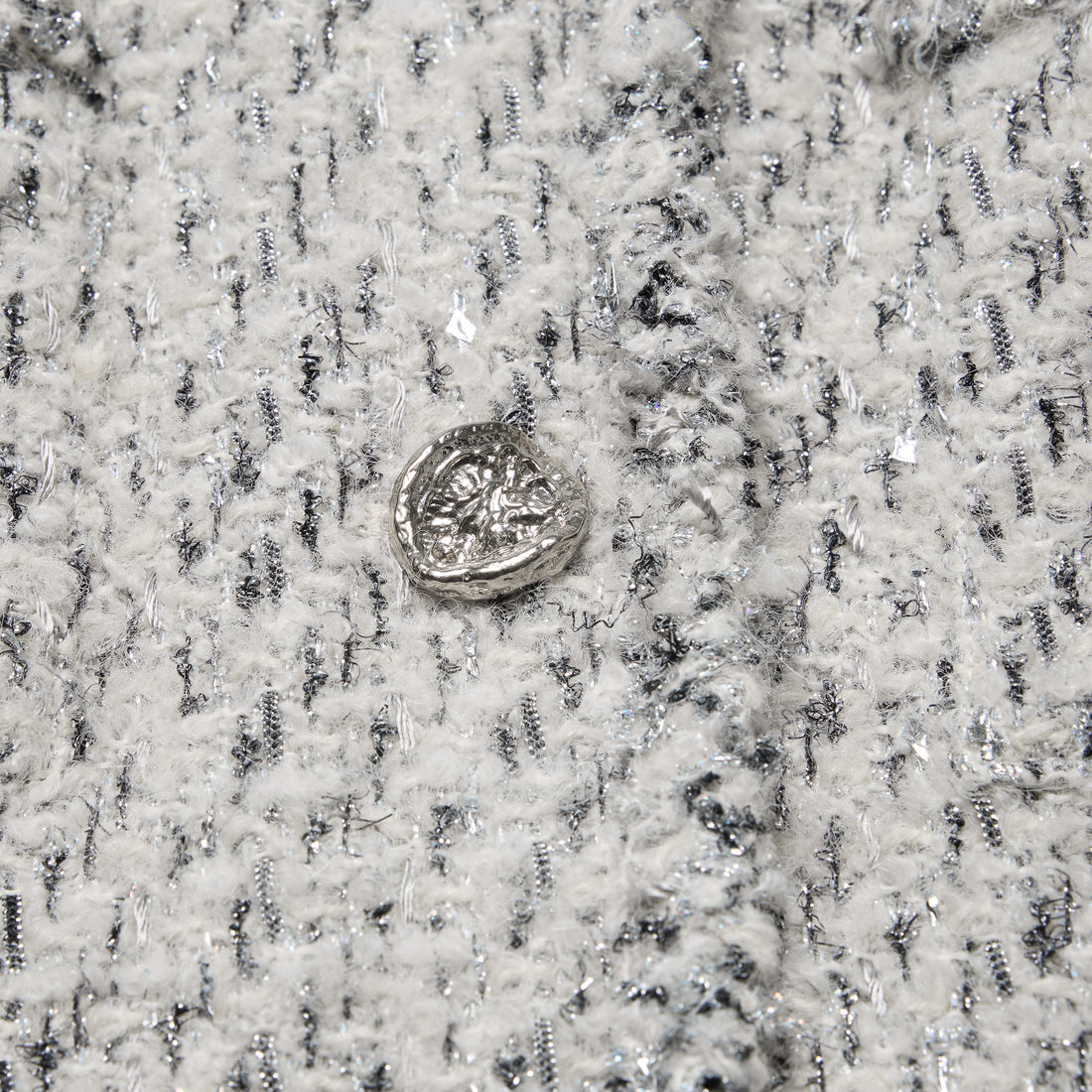 “Sloane Ave."法國高級訂製蓬圈銀織經典No.5花呢外套—Silver Mist輕雪銀花