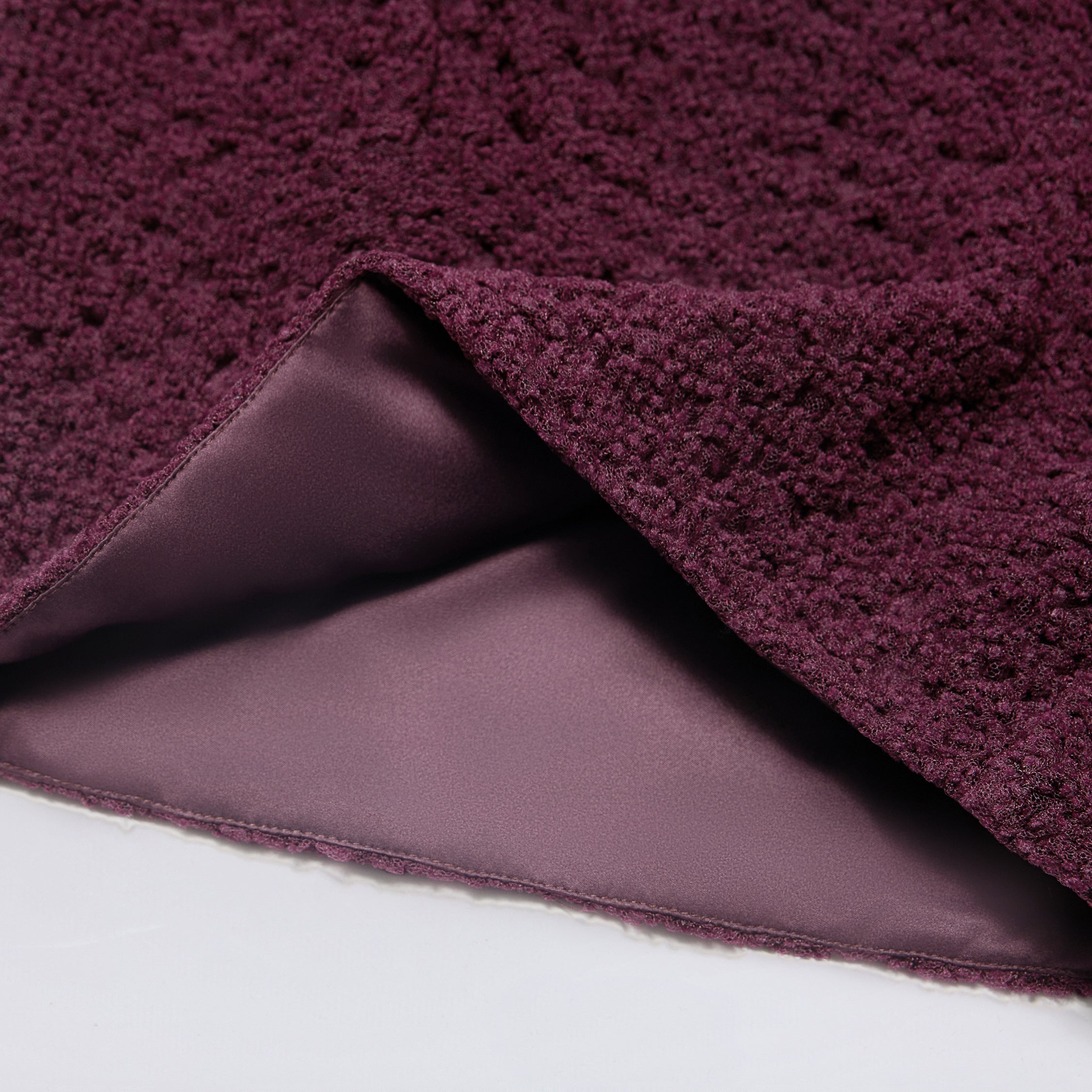 “Quiet Mastery.”法國立織絨圈點花工藝蕾絲短褲—Velvet Rose夜釀薔薇