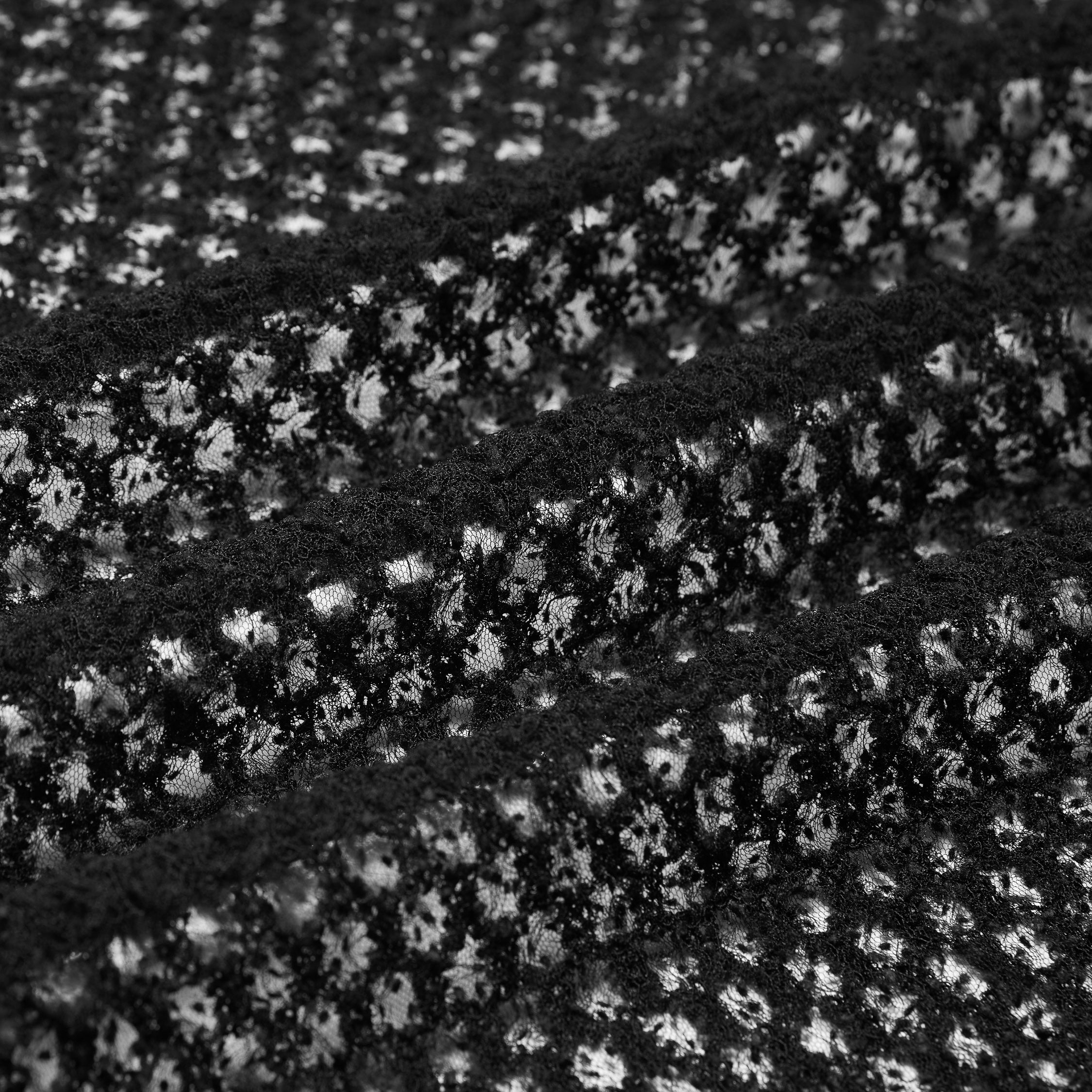 “Quiet Mastery.”法國立織絨圈點花工藝蕾絲馬甲背心—Floral Nocturne詩花夜曲