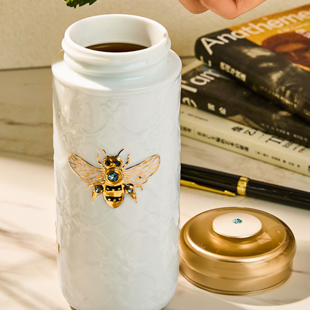 乾唐軒 吉星大蜜蜂水晶隨身杯─ 雪白描金