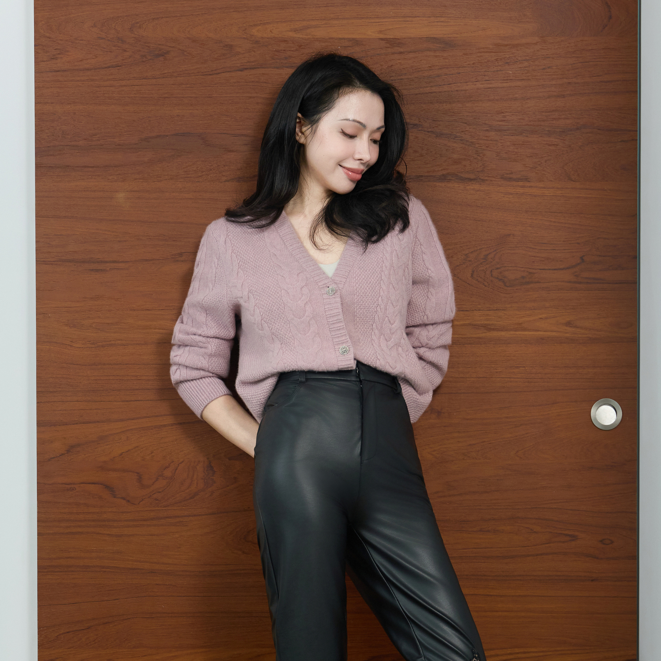 “Spring Diary” 100% Cashmere 立體編結針織開衫—Rosé Manuscript玫瑰詩稿