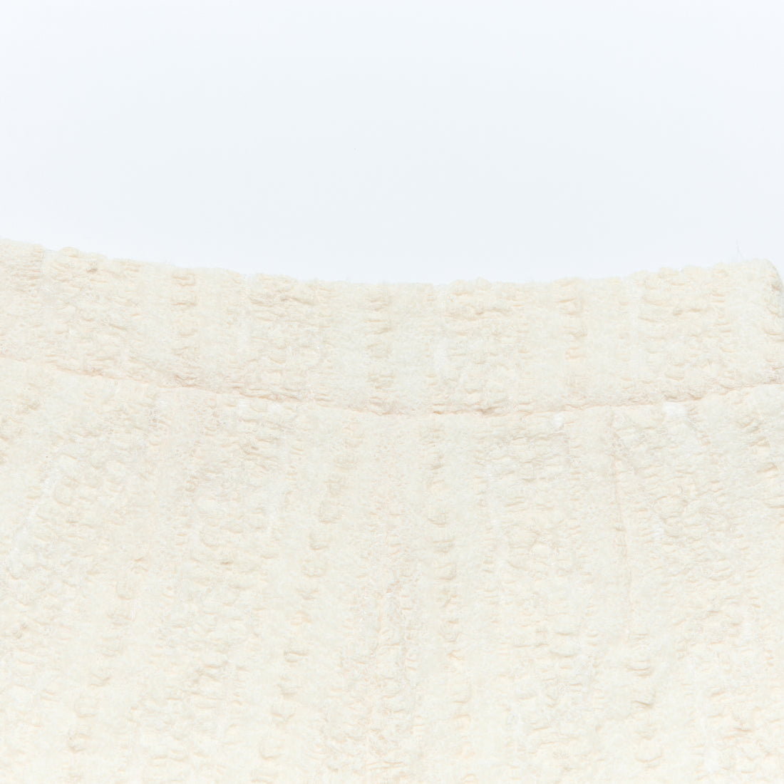 "Quiet Mastery."義大利立體點花勾織星點蕾絲長褲—Velvet Moon暖月低語