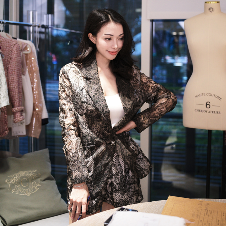 “Weekend At Monaco."鏤雕浮紋織花蕾絲oversized西裝外套—Velvet Noir絲絨夜