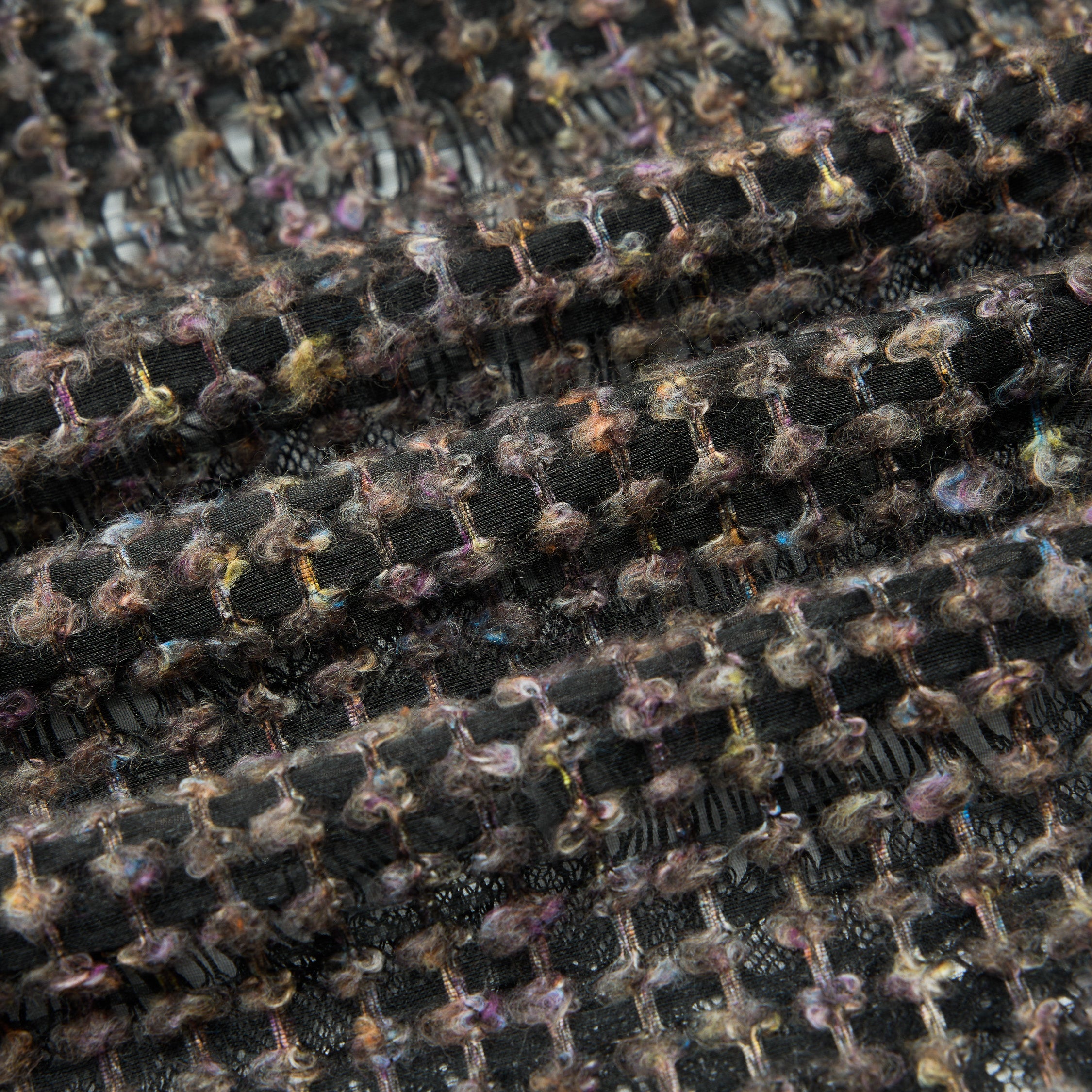 “Gallery Hours”立體彩織工藝Oversized西裝外套—Playful Weave彩織樂點