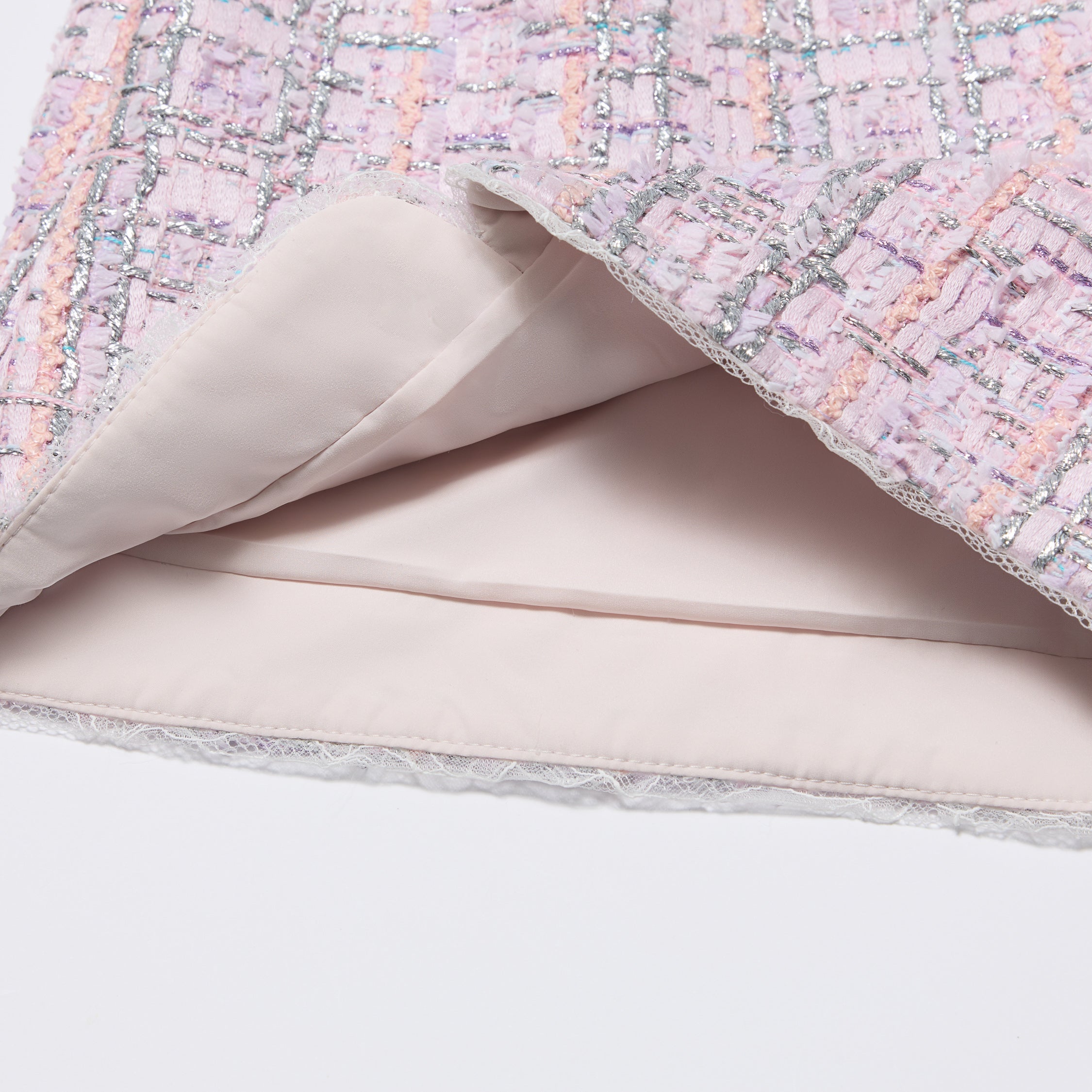 “Brunch at Ritz”法國羽紗彩線銀織花呢短褲—Rosé Lumière 瑰光曉曦