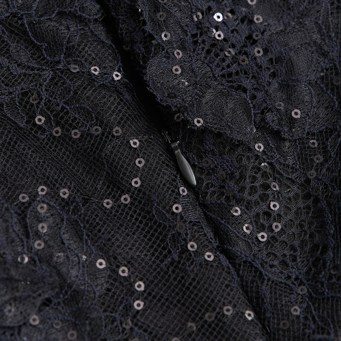 "Imperial Garden Teatime"羽瓣立繡蕾絲輕國風短褲—Midnight Veil沉夜浮香