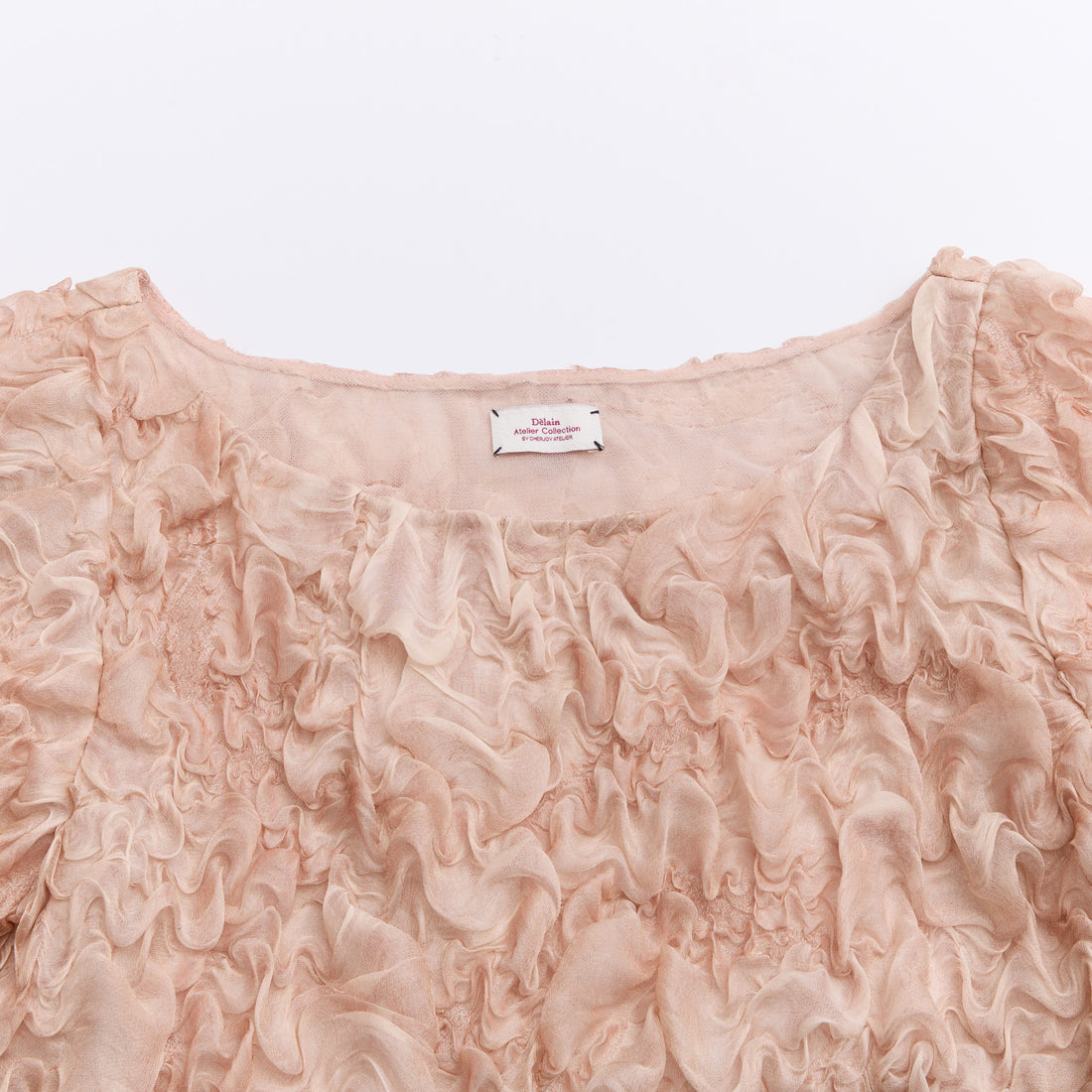 “Gallery Hours ” 義大利真絲立體藝術面料上衣—Rose Dew胭花玫瑰