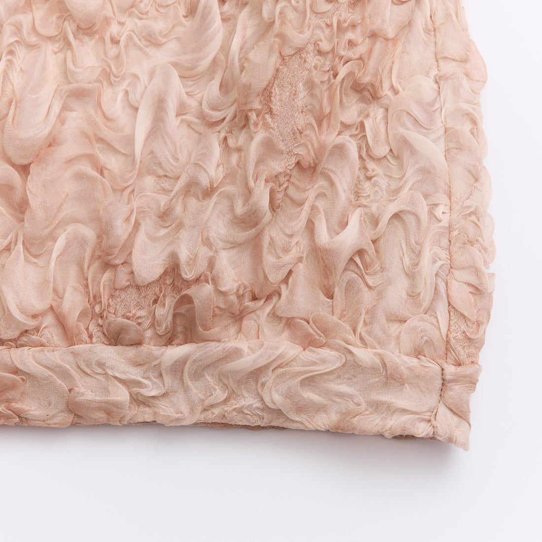 “Gallery Hours ” 義大利真絲立體藝術面料上衣—Rose Dew胭花玫瑰