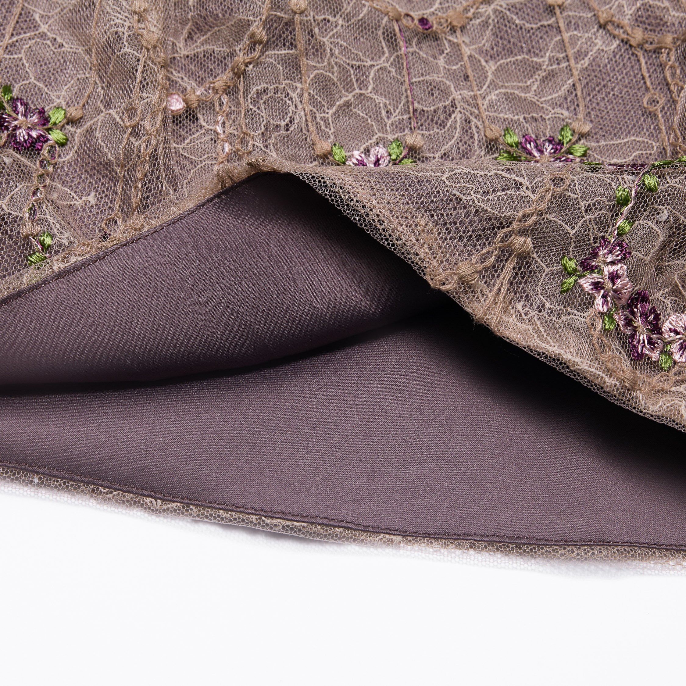 “Quiet Mastery”法國細繡織邊蕾絲短褲—Floré Chain花語藏盒