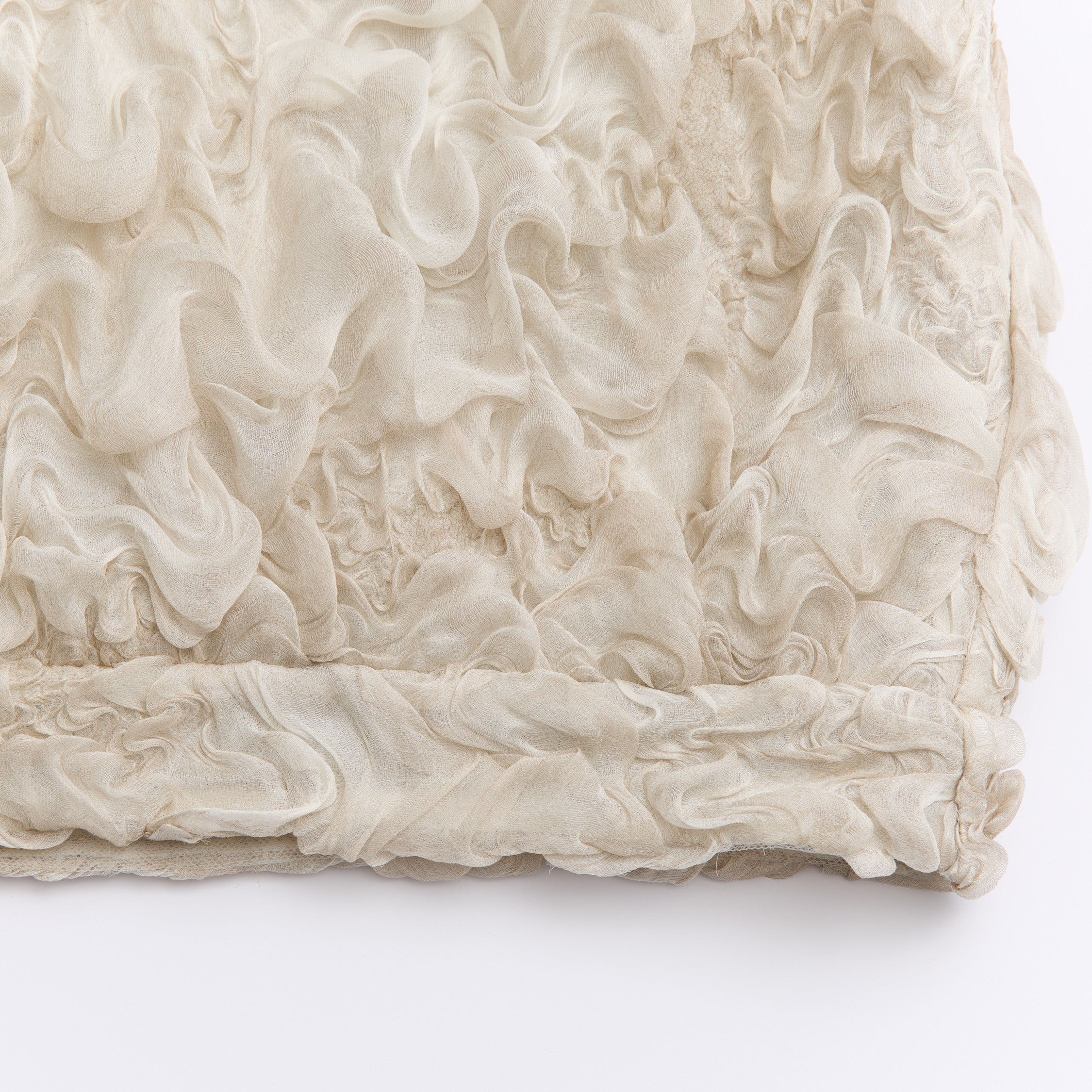 “Gallery Hours” 義大利真絲立體藝術面料上衣—Pearl Mist珍珠之霧