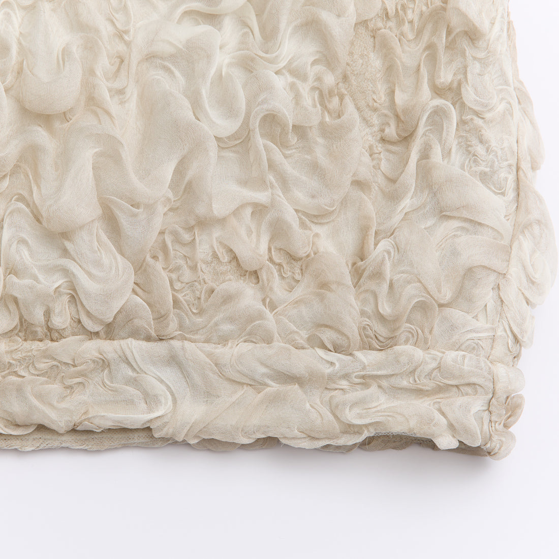 “Gallery Hours” 義大利真絲立體藝術面料上衣—Pearl Mist珍珠之霧