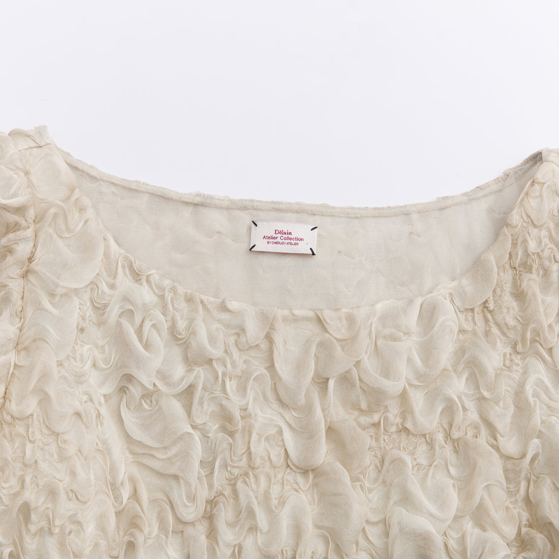 “Gallery Hours” 義大利真絲立體藝術面料上衣—Pearl Mist珍珠之霧