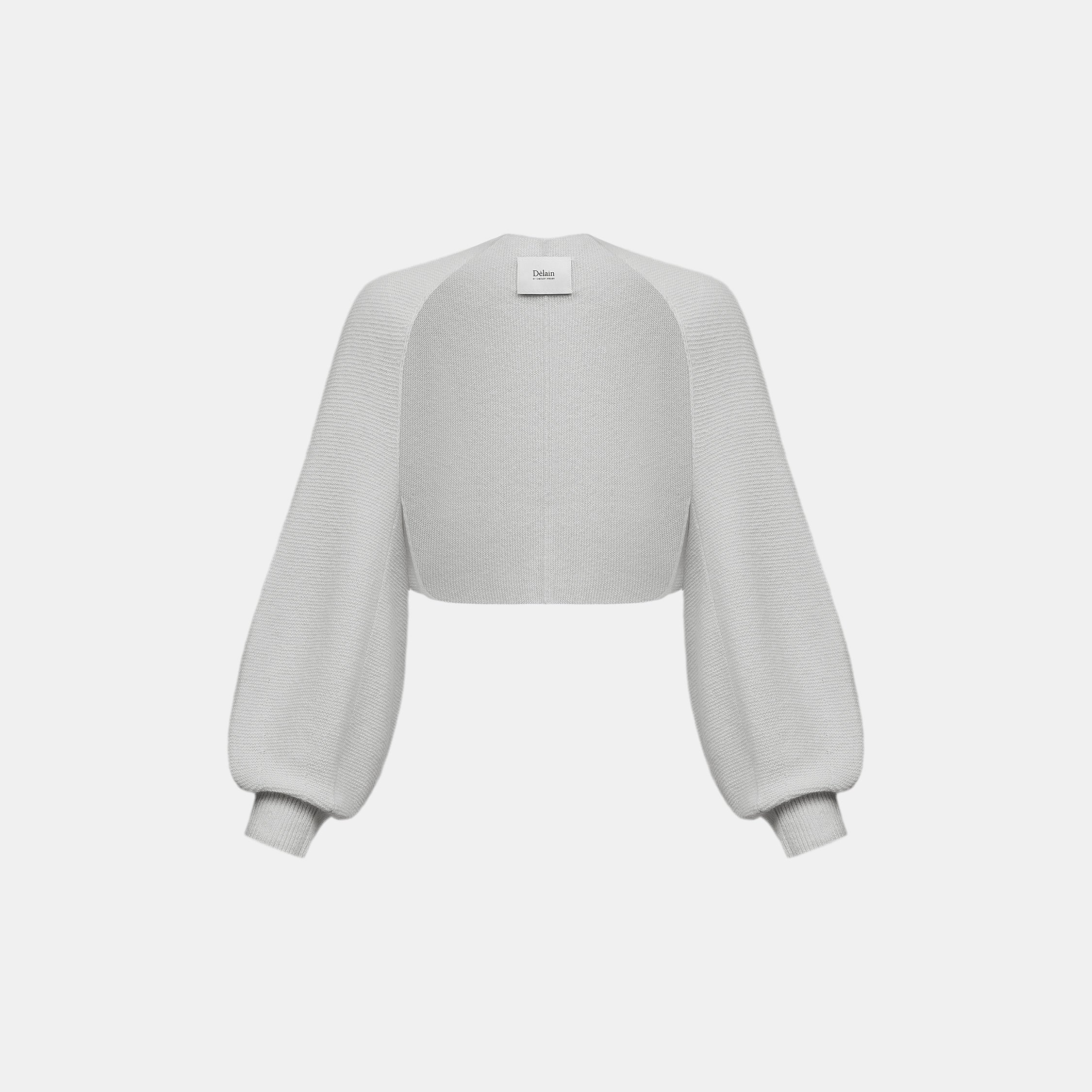 “自在相依 Together at Ease • 霧灰 Mist Grey” 真絲 Cashmere 短版針織小外套－短版開襟小外套正面商品圖