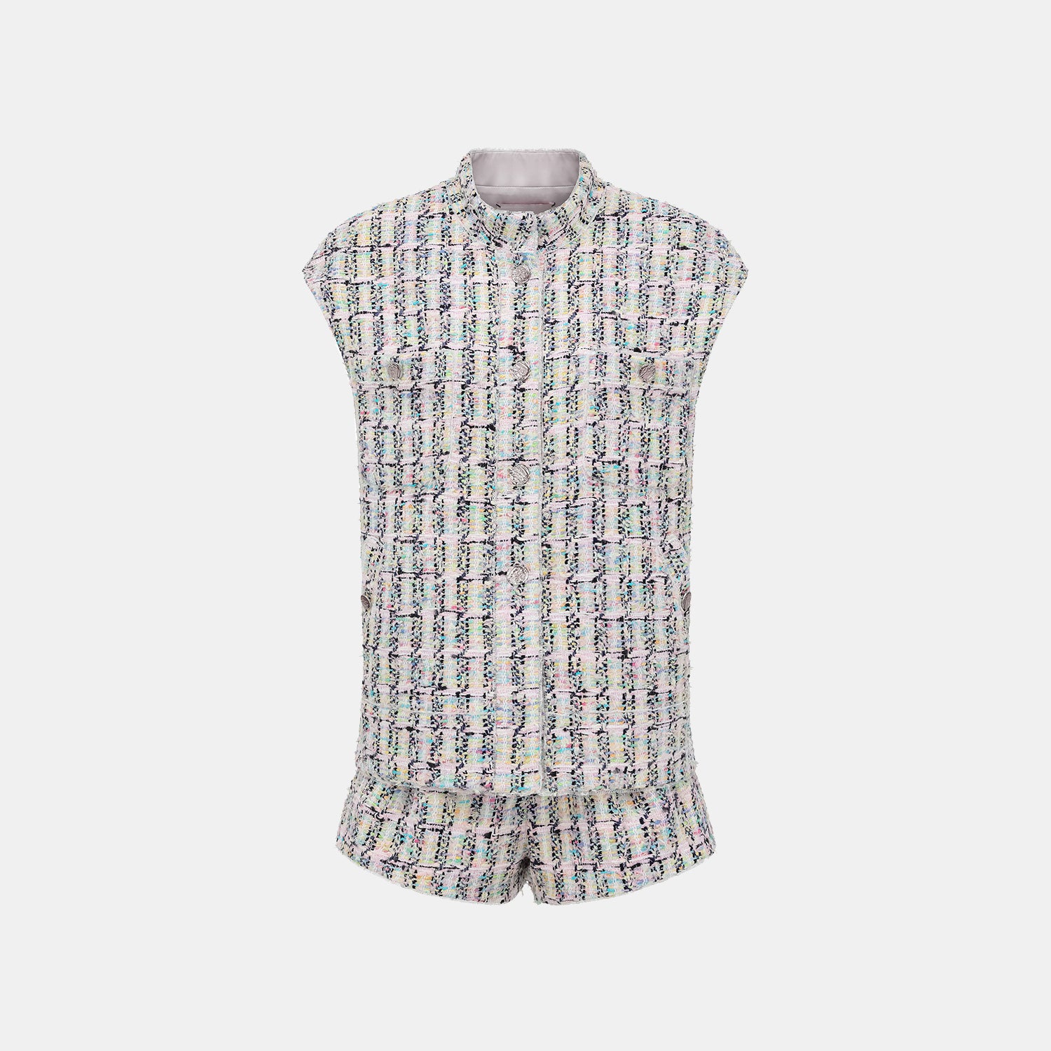 “Weekend at Monaco” 法國輕薄花呢短褲—Dewy Lawn野境綴影