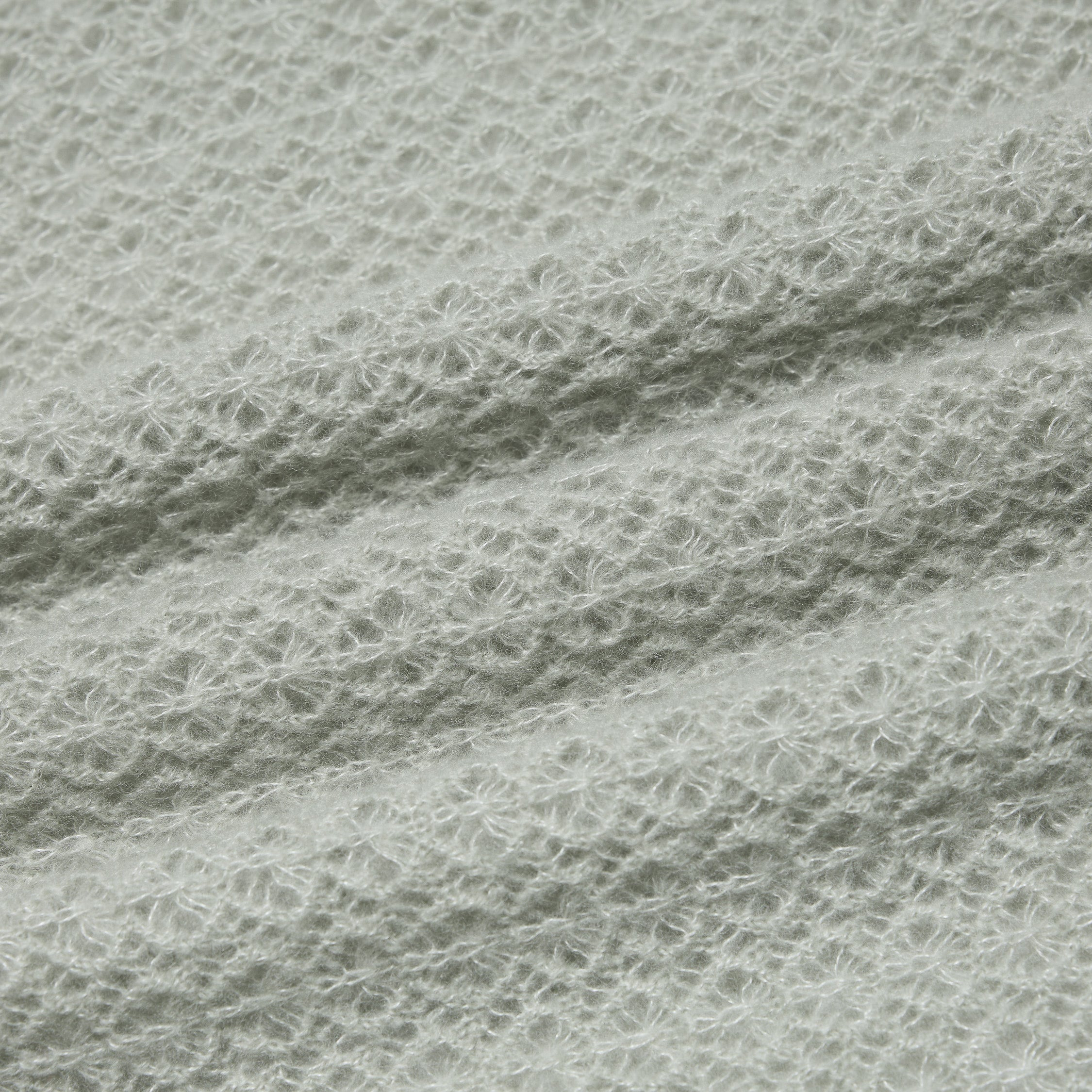 “Spring Diary”  Silk Cashmere真絲蕾絲工藝中領針織背心—Verdant Veil青霧薄影