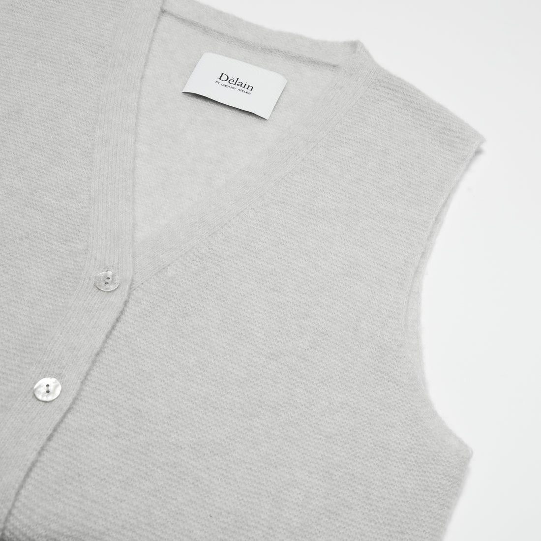 “Spring Diary” Silk Cashmere真絲兩件式背心針織上衣—Morning Mist黎明薄霧