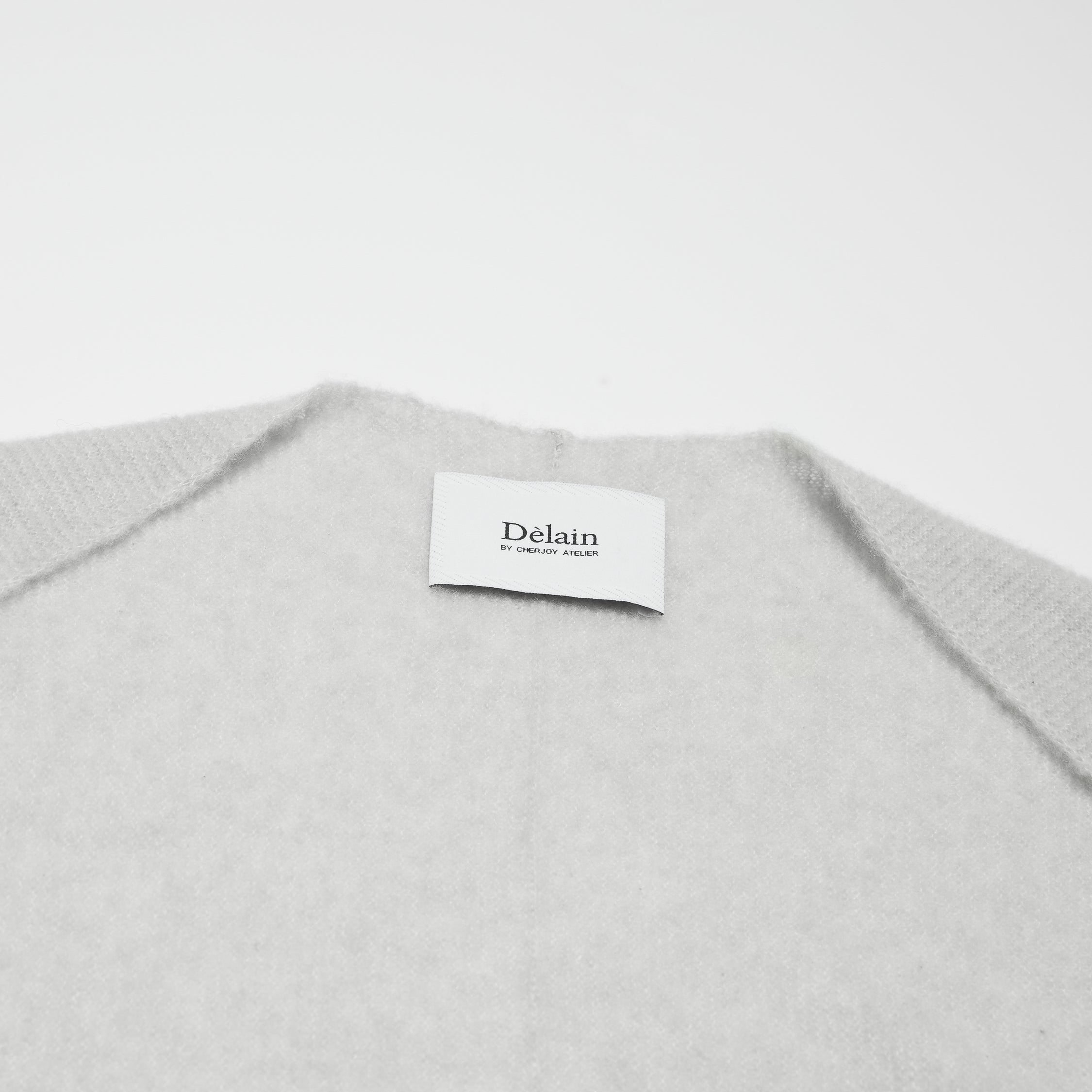 “Spring Diary” Silk Cashmere真絲兩件式背心針織上衣—Morning Mist黎明薄霧