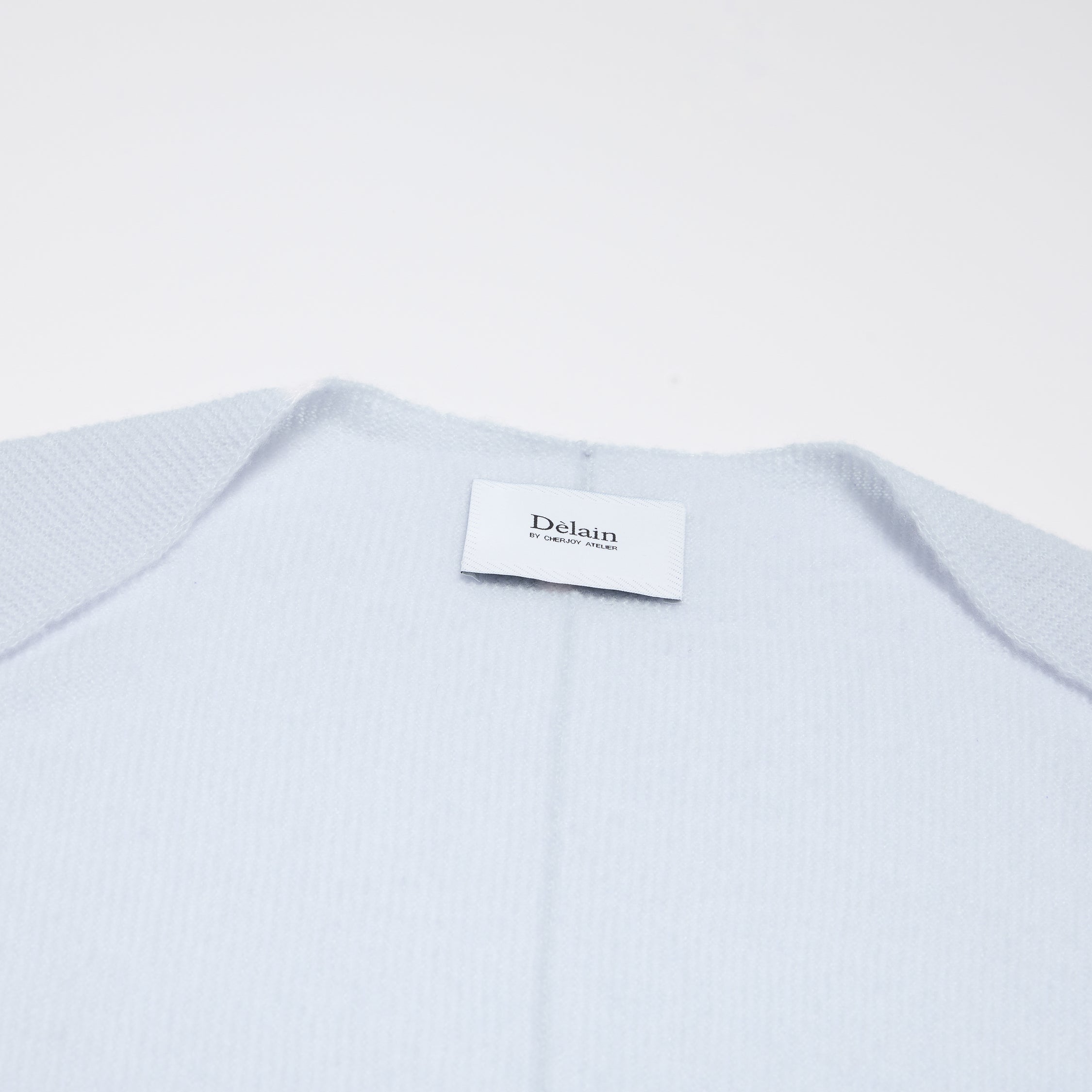 Spring Diary” Silk Cashmere真絲兩件式背心針織上衣—Azure Glow藍霧輕光