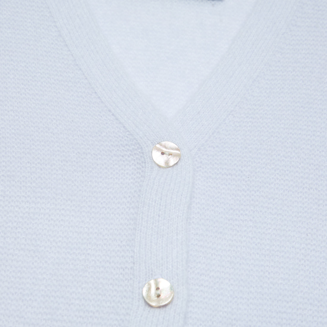 Spring Diary” Silk Cashmere真絲兩件式背心針織上衣—Azure Glow藍霧輕光