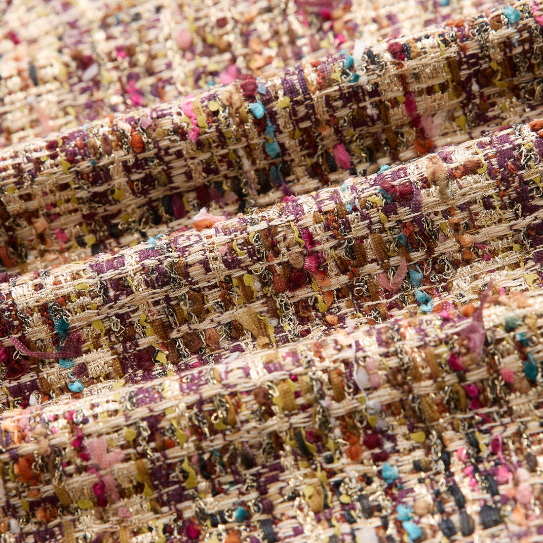 "Arcade of CherJoy Atelier."法國彩緞縷金線藝花呢輕國風背心—Floral Allure花韻傾城