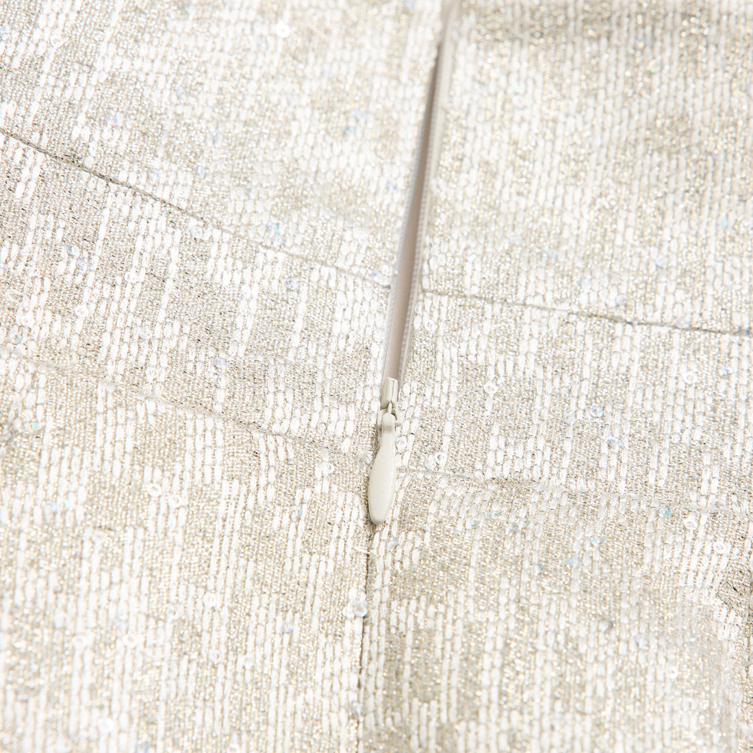 "Arcade of CherJoy Atelier."義大利特殊燦光織紋立體剪裁修身桃心領洋裝—Midnight Starlume月光華爾滋