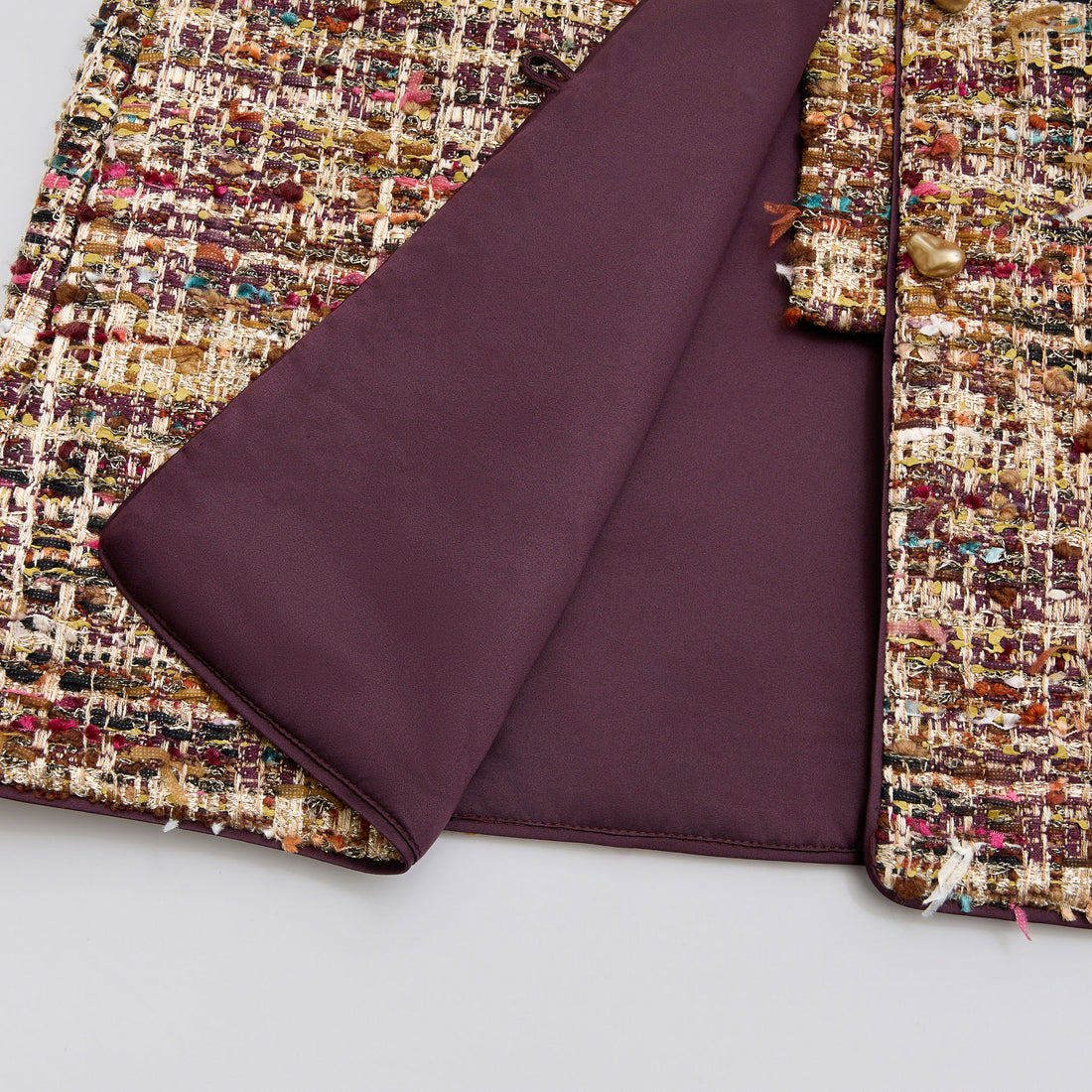 "Arcade of CherJoy Atelier."法國彩緞縷金線藝花呢輕國風背心—Floral Allure花韻傾城