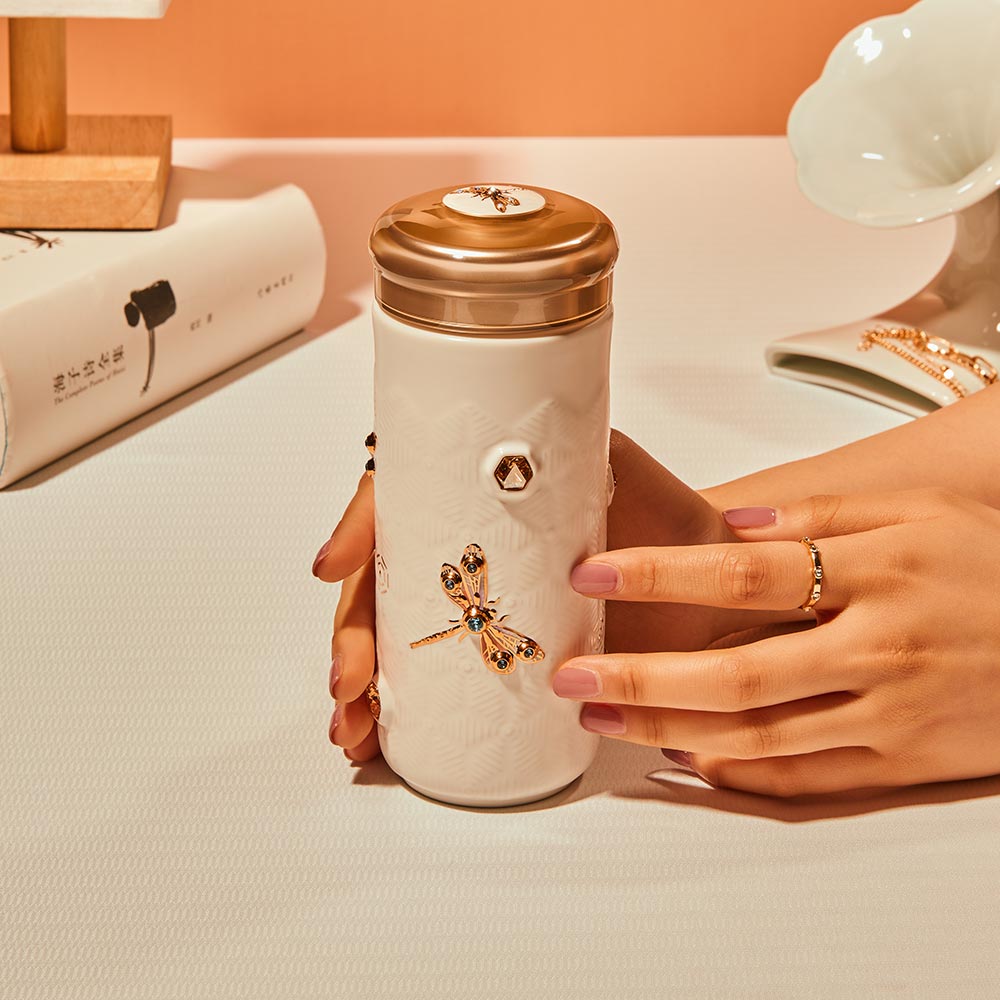 乾唐軒 吉星蜻投意合彩金水晶隨身杯 ─ 牙白彩金晶