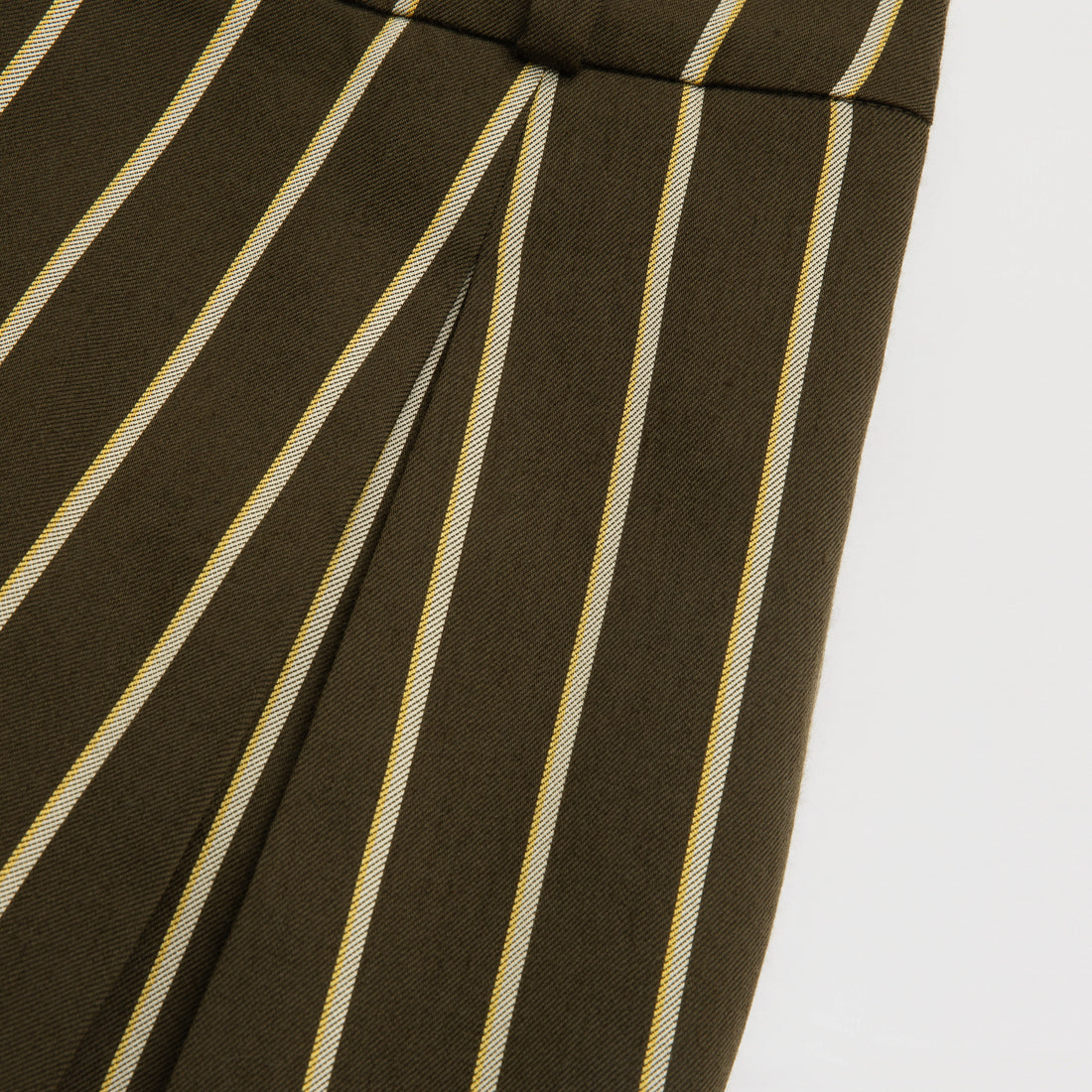 "Speak Sleek."義大利頂級羊毛直條西裝長褲—Canopy Gold樹影金階