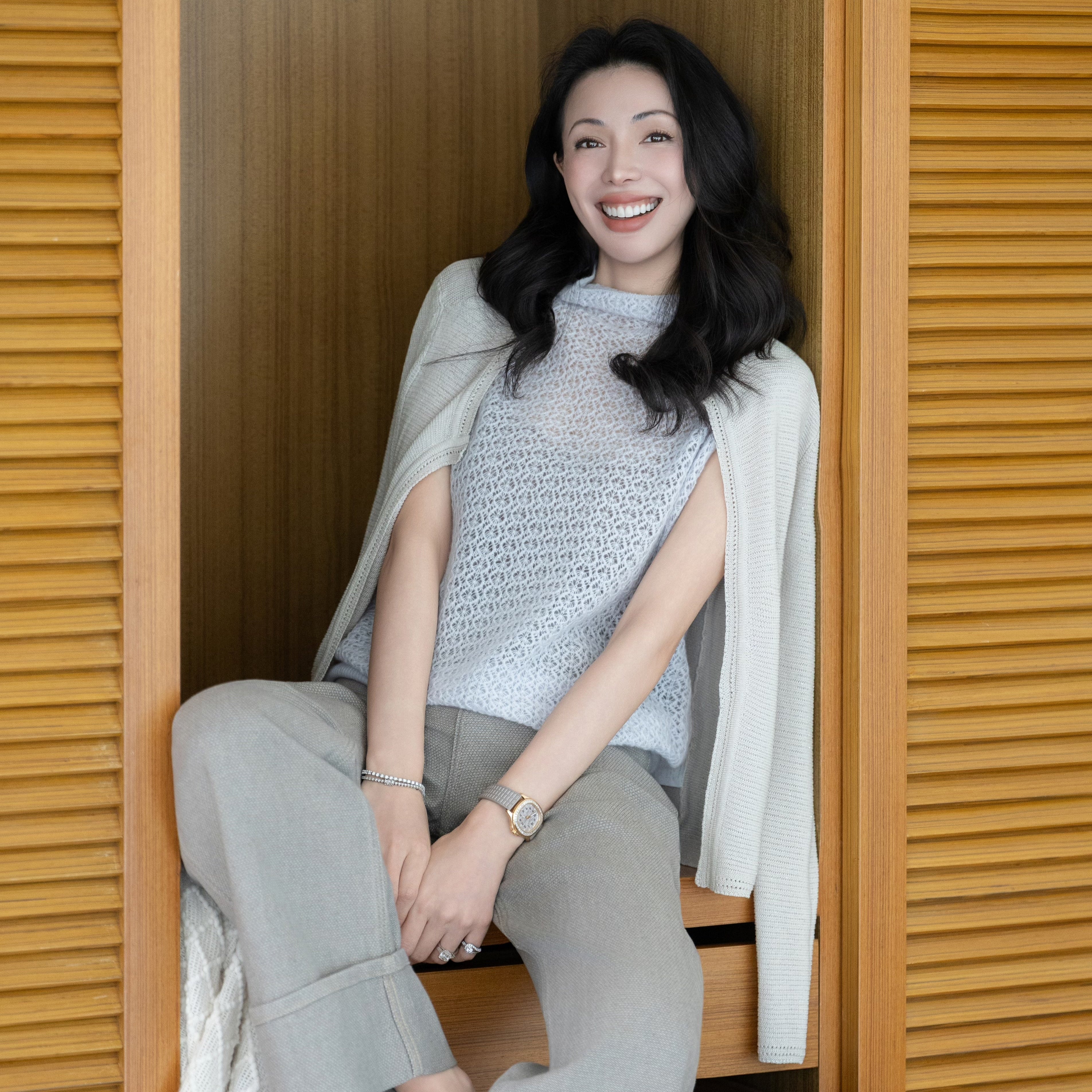 “Spring Diary”真絲長絨棉細針柔感星點針織開衫—Morning Frost 晨霜微光