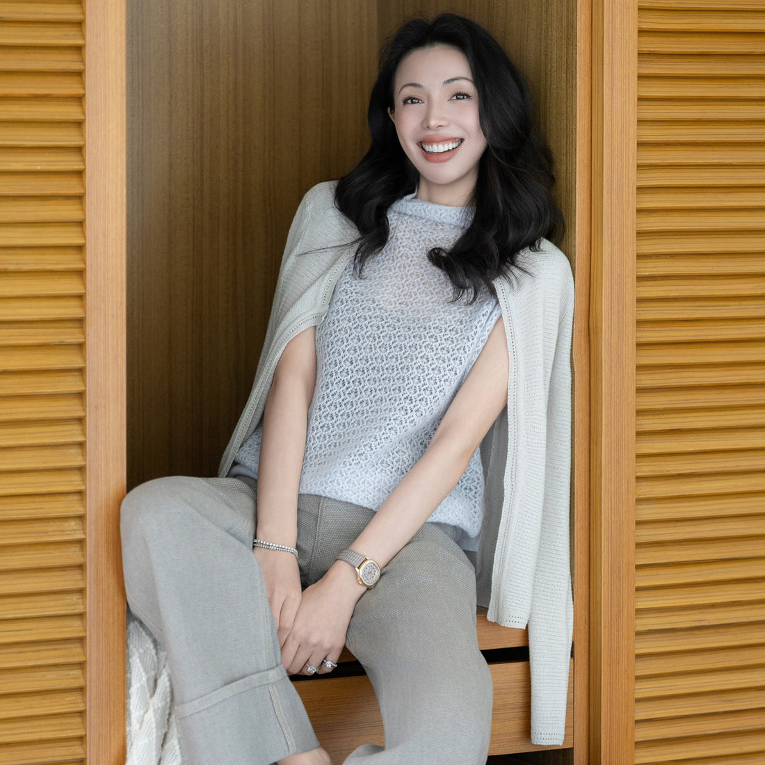 “Spring Diary”真絲長絨棉細針柔感星點針織開衫—Morning Frost 晨霜微光