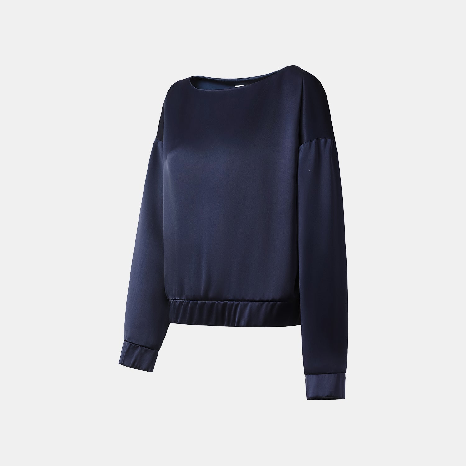 “Easy Go Chic.” 緞面醋酸休閒套裝—藍