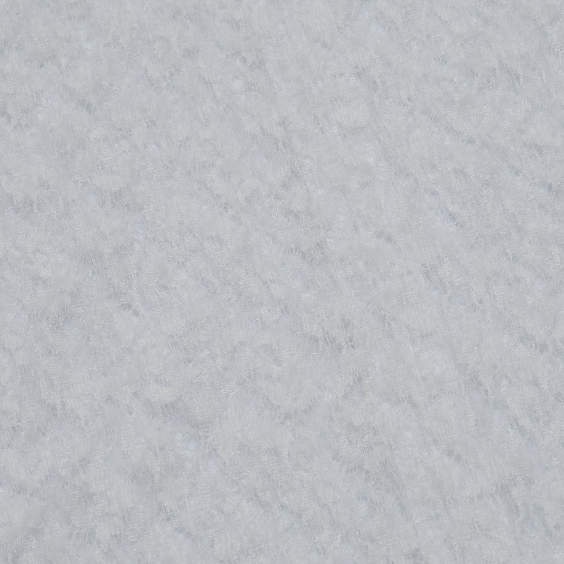 “Quiet Mastery”義大利極細霧絨絮花蕾絲上衣—Downlight Reverie銀雪漫舞