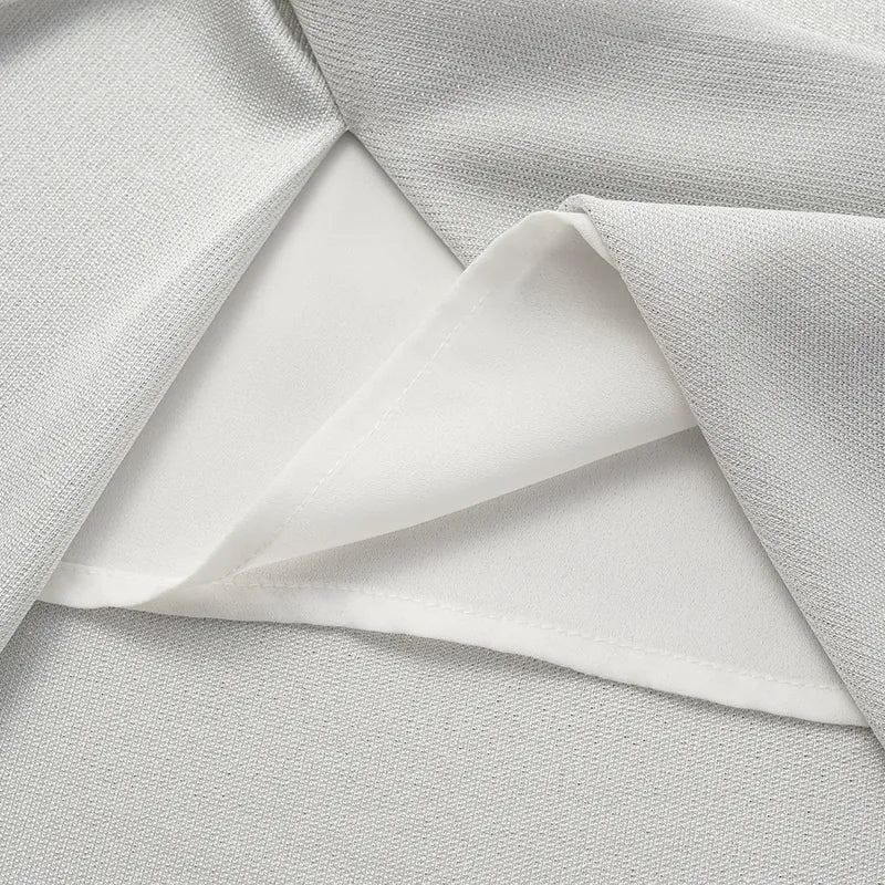 “Easy Go Chic” 醋酸針織面料特殊剪裁鉛筆裙 — 銀白