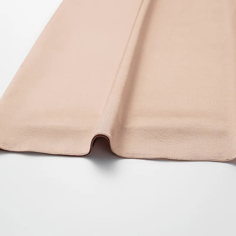 “茶宴” 100%真絲新中式旗袍洋裝 — 銅金