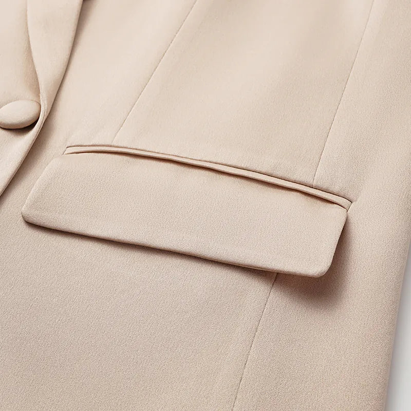 “英式優雅” Oversized西裝外套— 裸色