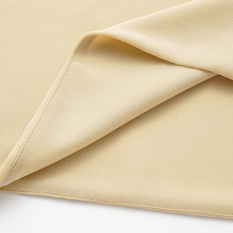 “Easy-Go Chic”  雪紡背心— 沙色