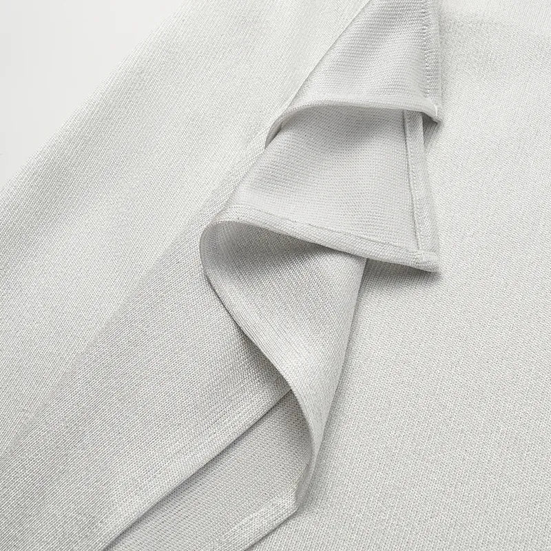 “Easy Go Chic” 醋酸針織面料特殊剪裁鉛筆裙 — 銀白