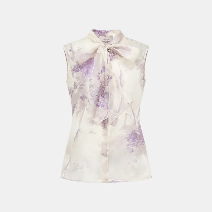 “Brunch at Ritz.” 義大利 Valentino 提花面料綁帶上衣