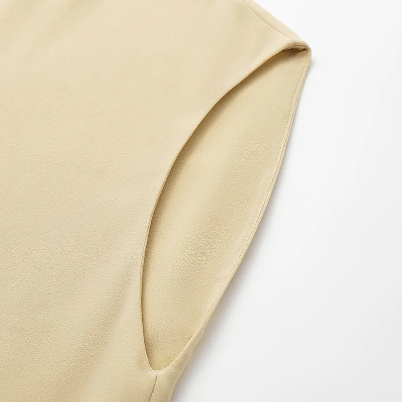 “Easy-Go Chic”  雪紡背心— 沙色