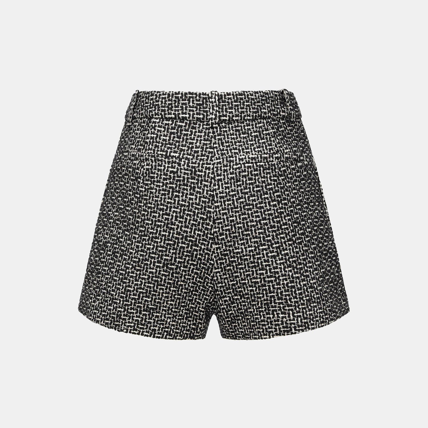 "Chelsea Citywalk." 羊毛真絲立體築理銀織花呢短褲—Woolf Noir吳爾芙之影