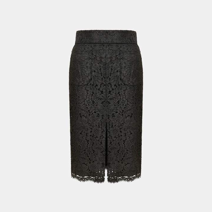 “Quiet Mastery.”法國頂級皮革肌理浮雕織花蕾絲鉛筆裙—Bloom Desire醉夜花靡